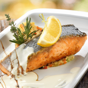 Fresh Salmon Fillets (Skin-on)
