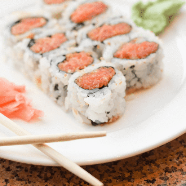 Spicy Tuna Roll (Uramaki)